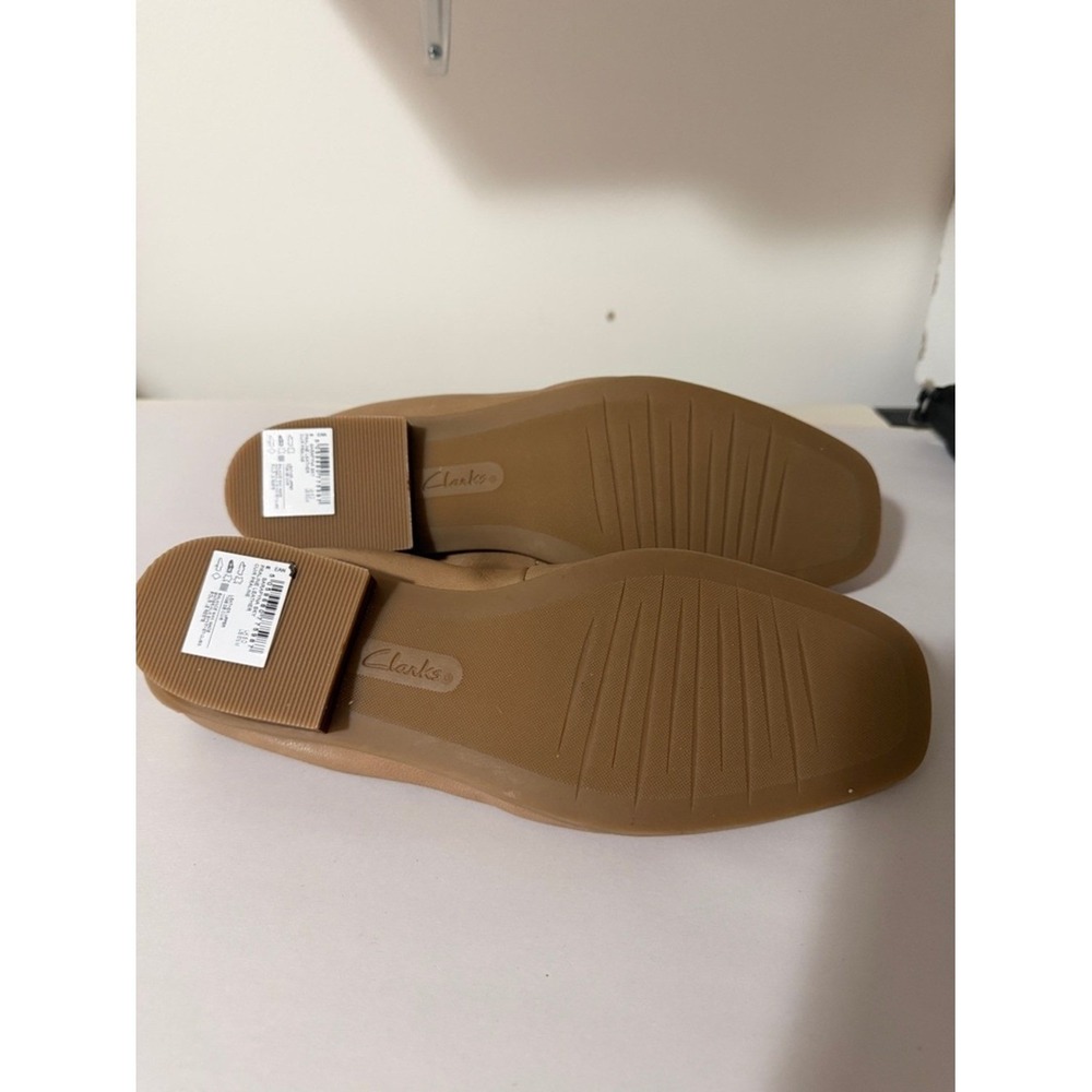 Clarks Tan Leather‎ Perforated Loafers - Picture 6 of 6